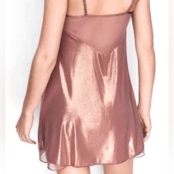 Rose Gold Shimmer Nightie - Picture 2 of 9